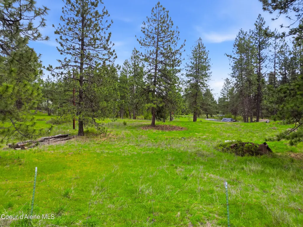 15510 & 18 N Government Way Hayden ID 83835