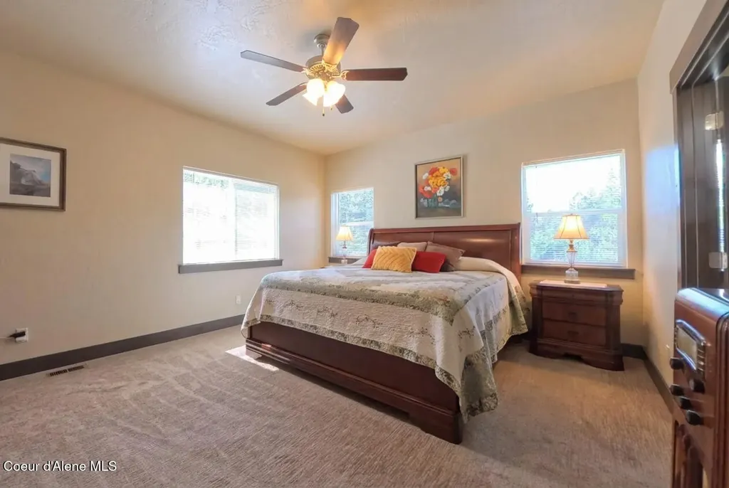 21642 N Massif Road Rathdrum ID 83858