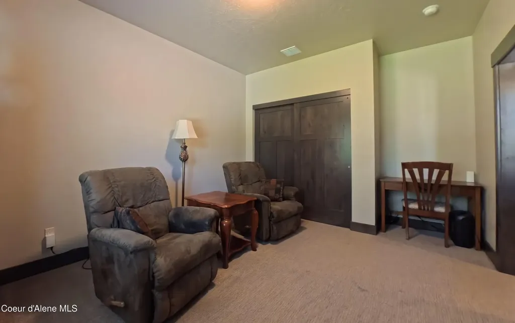 21642 N Massif Road Rathdrum ID 83858
