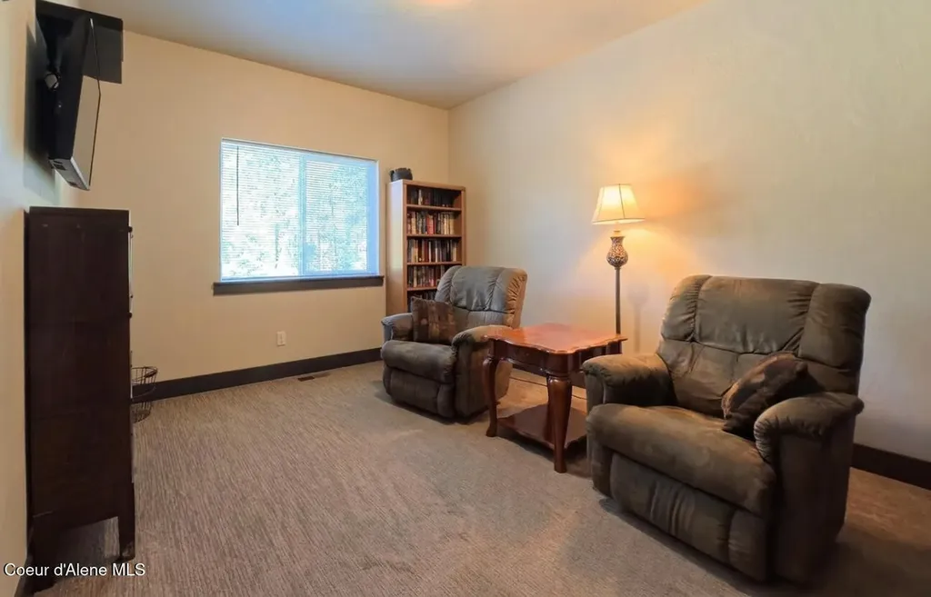 21642 N Massif Road Rathdrum ID 83858