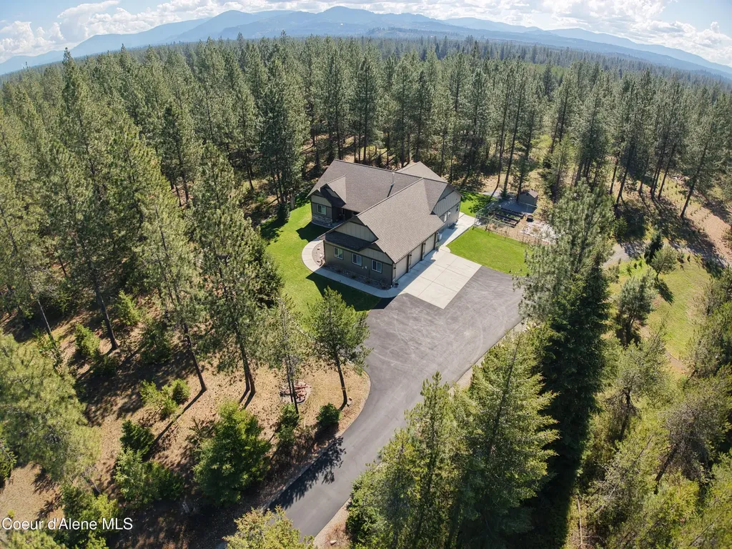 21642 N Massif Road Rathdrum ID 83858