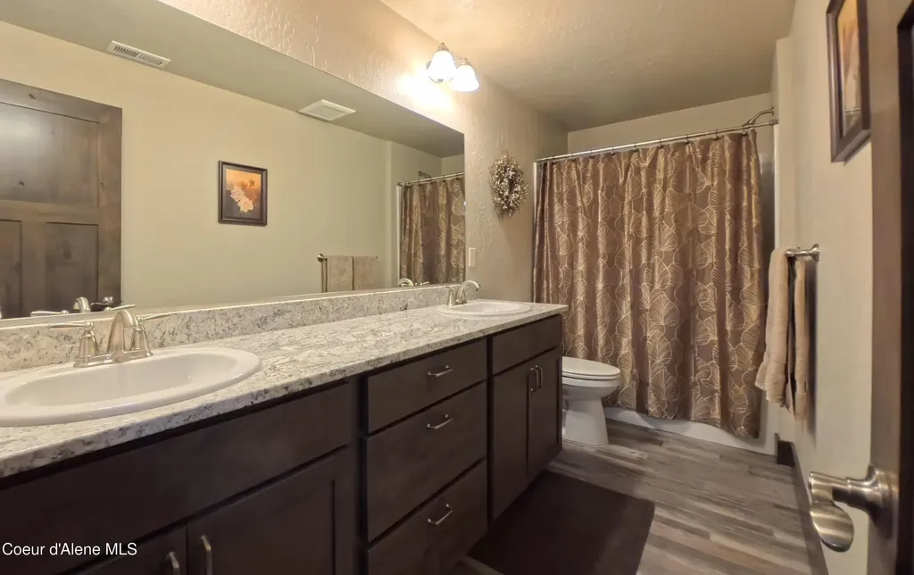 21642 N Massif Road Rathdrum ID 83858