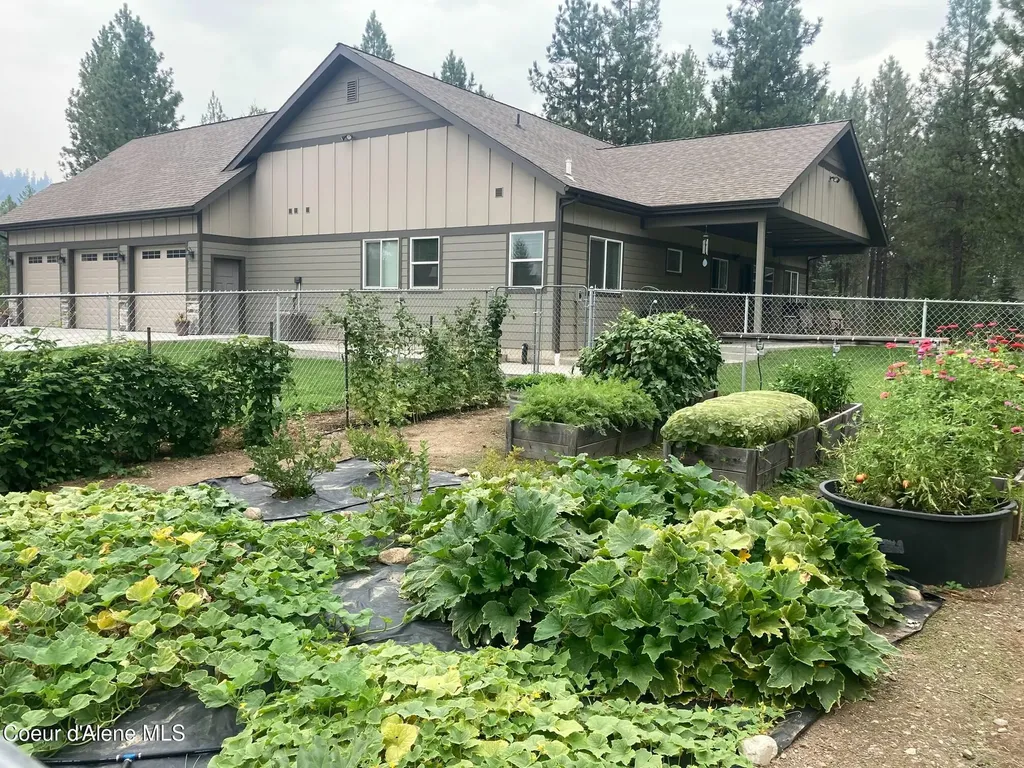 21642 N Massif Road Rathdrum ID 83858