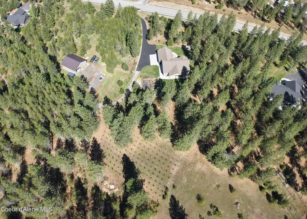 21642 N Massif Road Rathdrum ID 83858