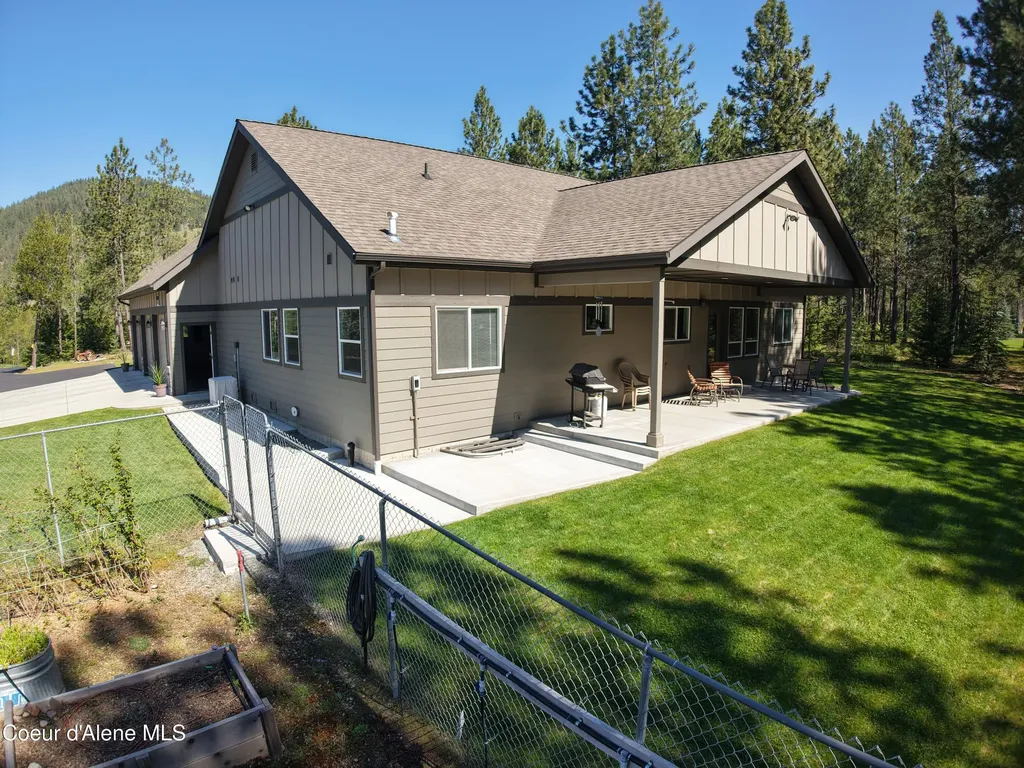 21642 N Massif Road Rathdrum ID 83858