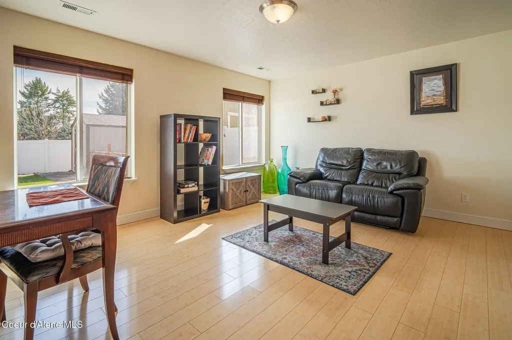 3664 E Arlington Lane Post Falls ID 83854