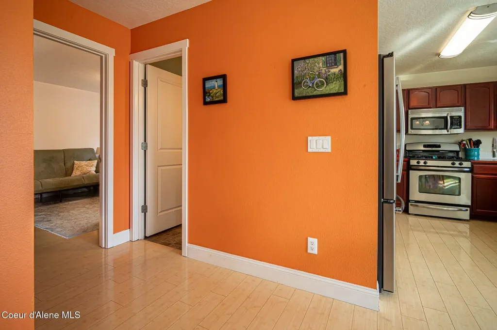 3664 E Arlington Lane Post Falls ID 83854
