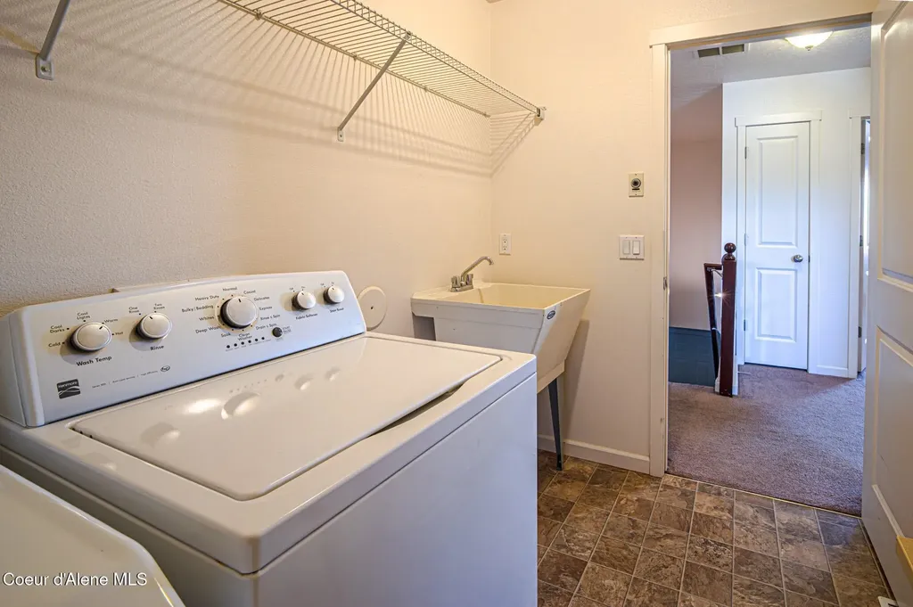 3664 E Arlington Lane Post Falls ID 83854