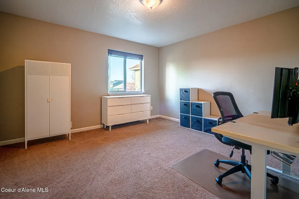 3664 E Arlington Lane Post Falls ID 83854