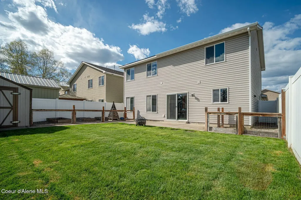 3664 E Arlington Lane Post Falls ID 83854