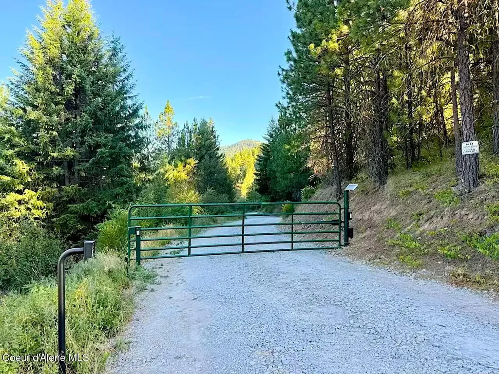 869 Eagle Ridge Lane Kingston ID 83839