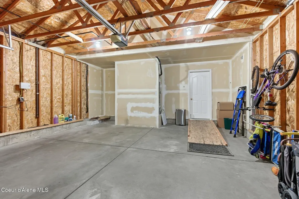 9179 N Ramsgate Lane Hayden ID 83835