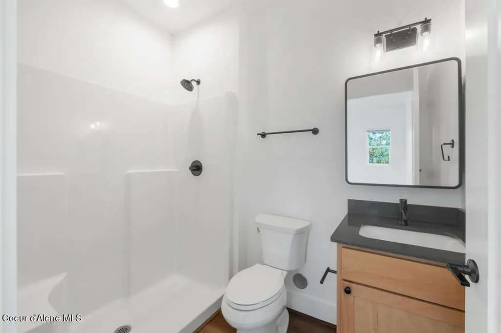 50 Carnelian Avenue Ponderay ID 83852