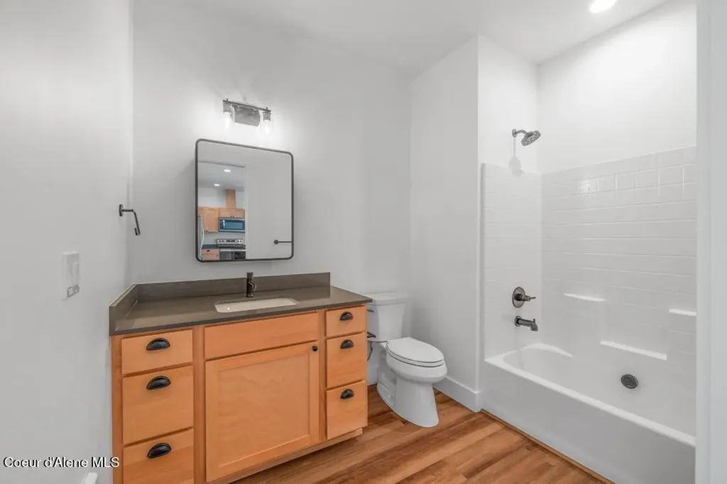 50 Carnelian Avenue Ponderay ID 83852