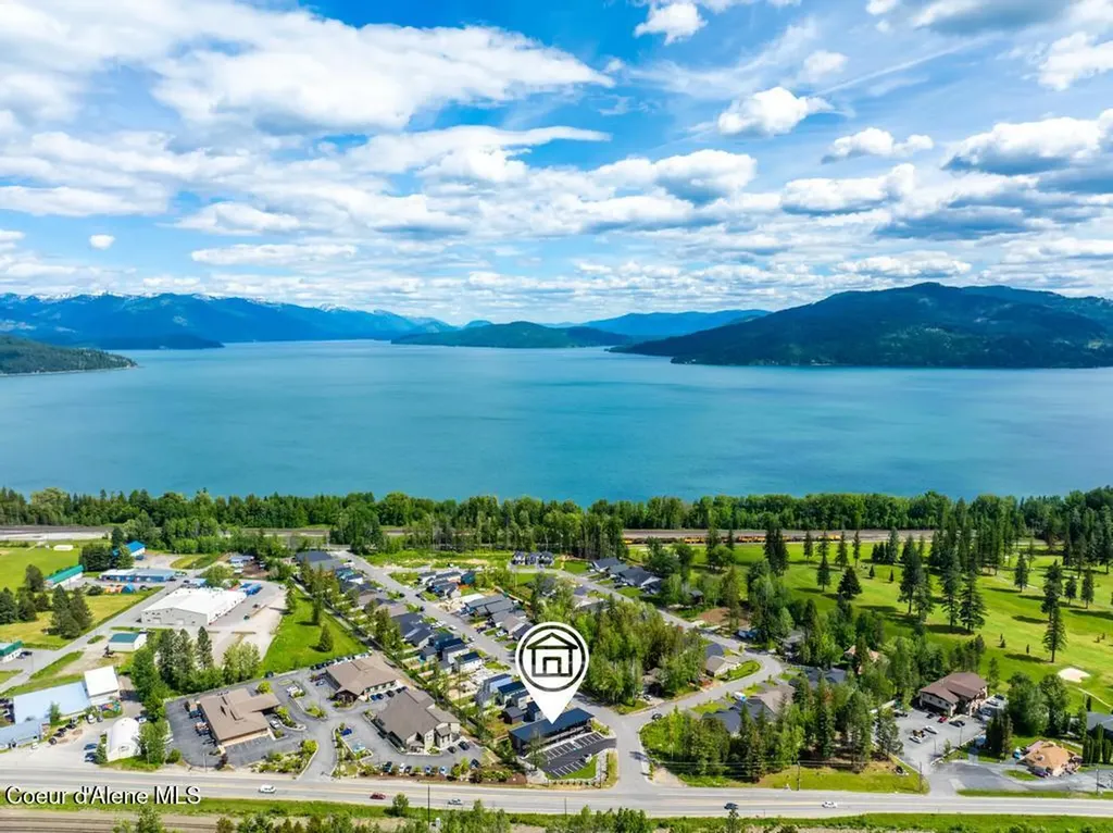 50 Carnelian Avenue Ponderay ID 83852