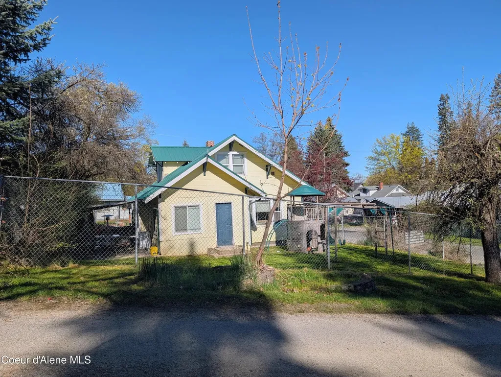 505 S 10th Street St. Maries ID 83861