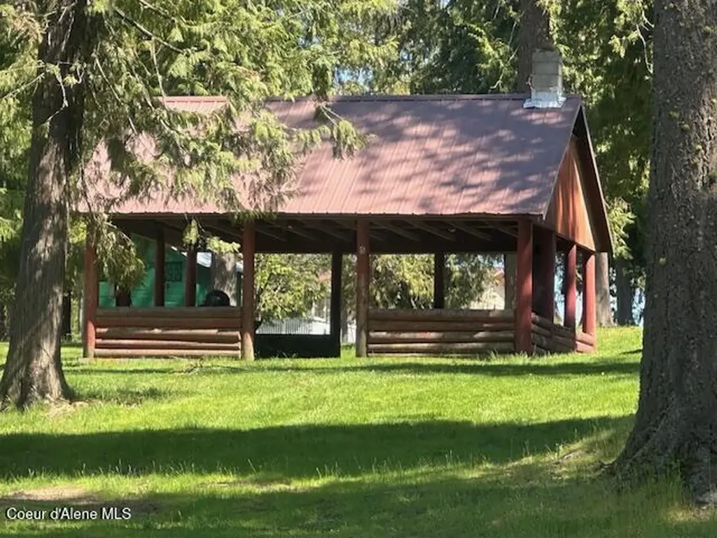 2318 Saint Maries Avenue St. Maries ID 83861