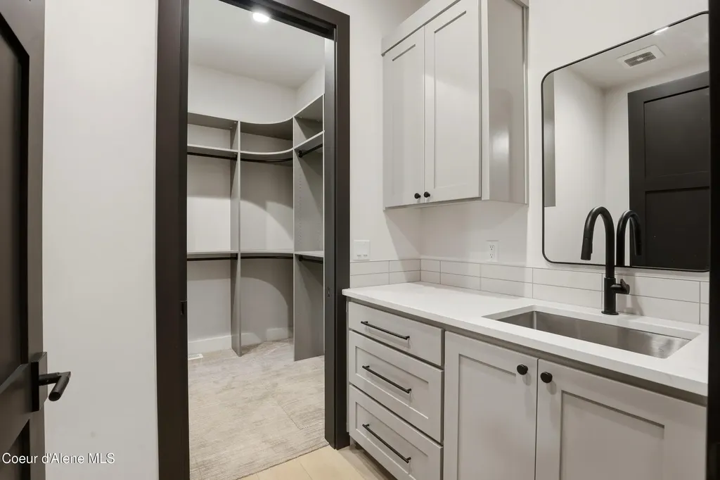 11006 N Armonia Way Hayden ID 83835