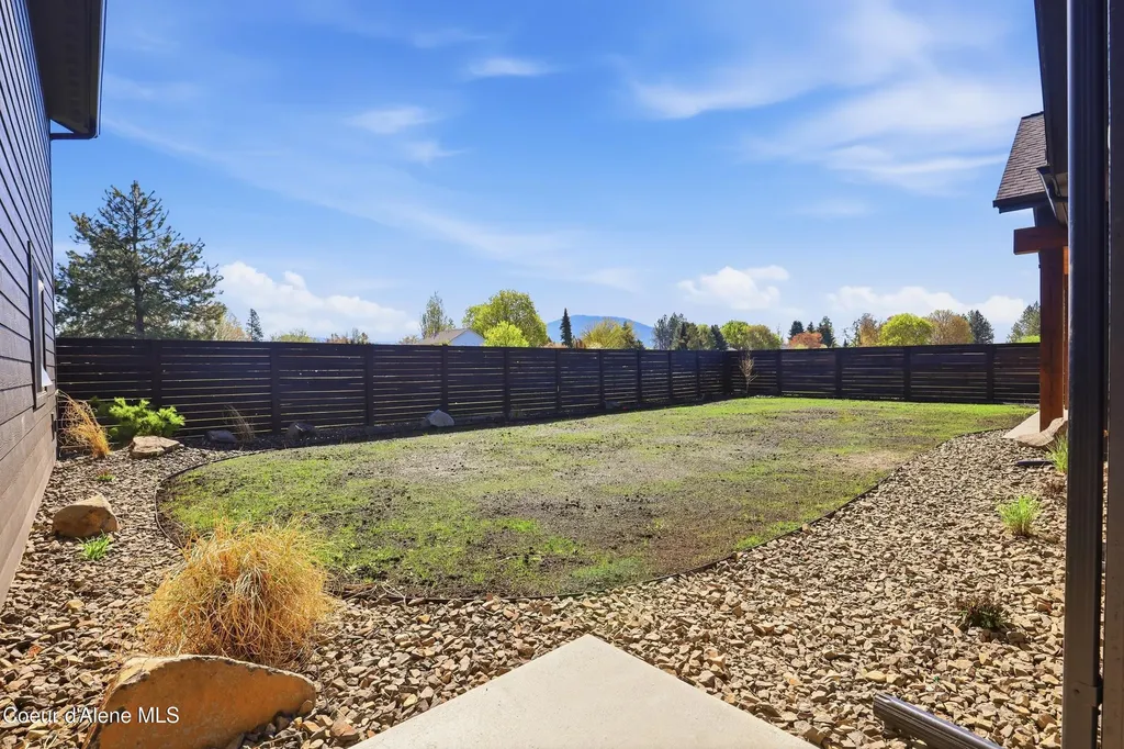 11006 N Armonia Way Hayden ID 83835