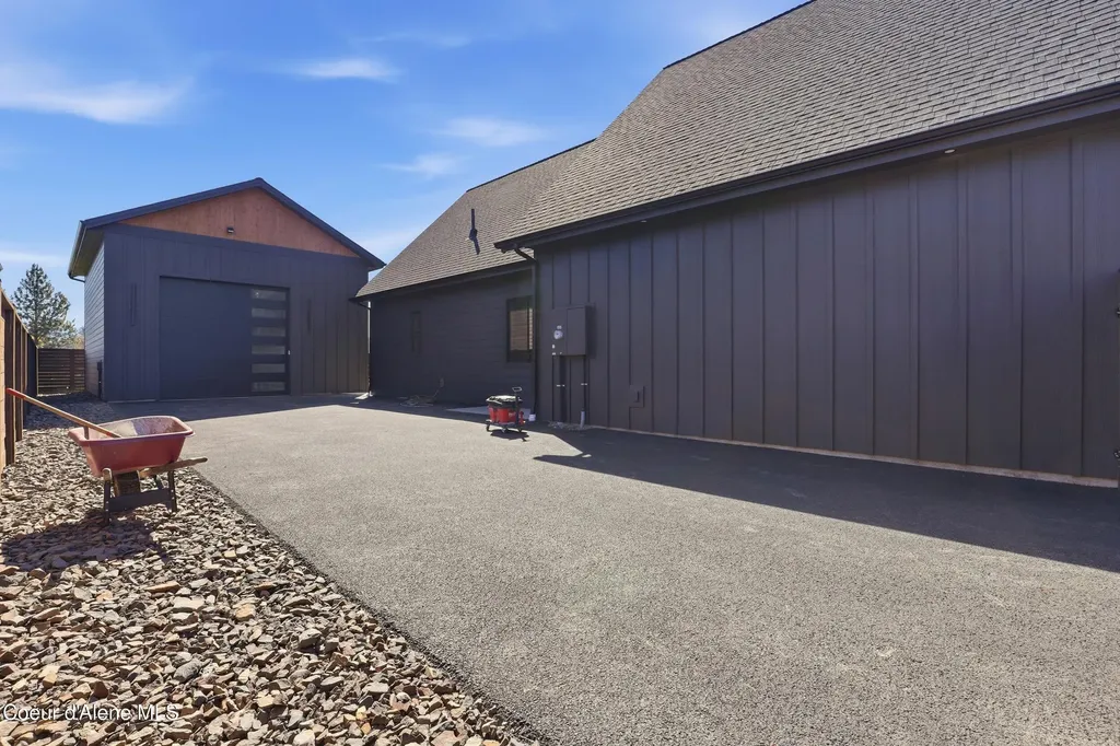 11006 N Armonia Way Hayden ID 83835