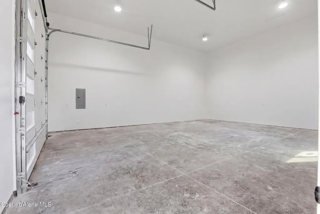 11006 N Armonia Way Hayden ID 83835