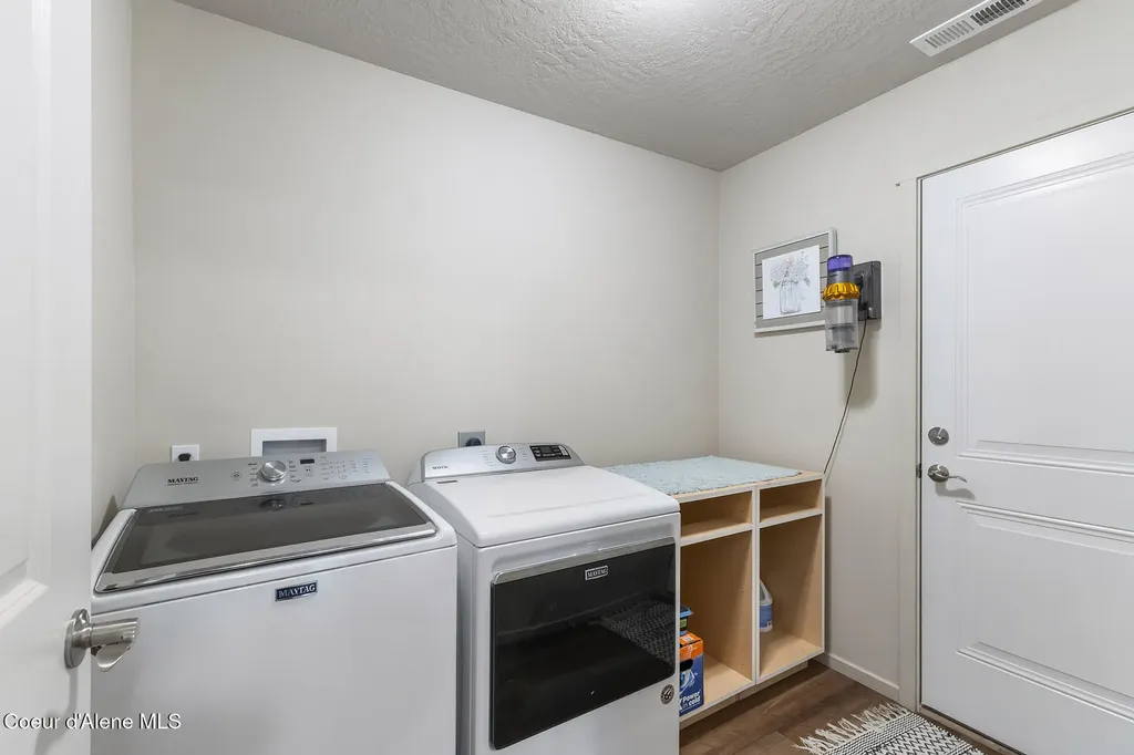 984 E Allenby Avenue Post Falls ID 83854
