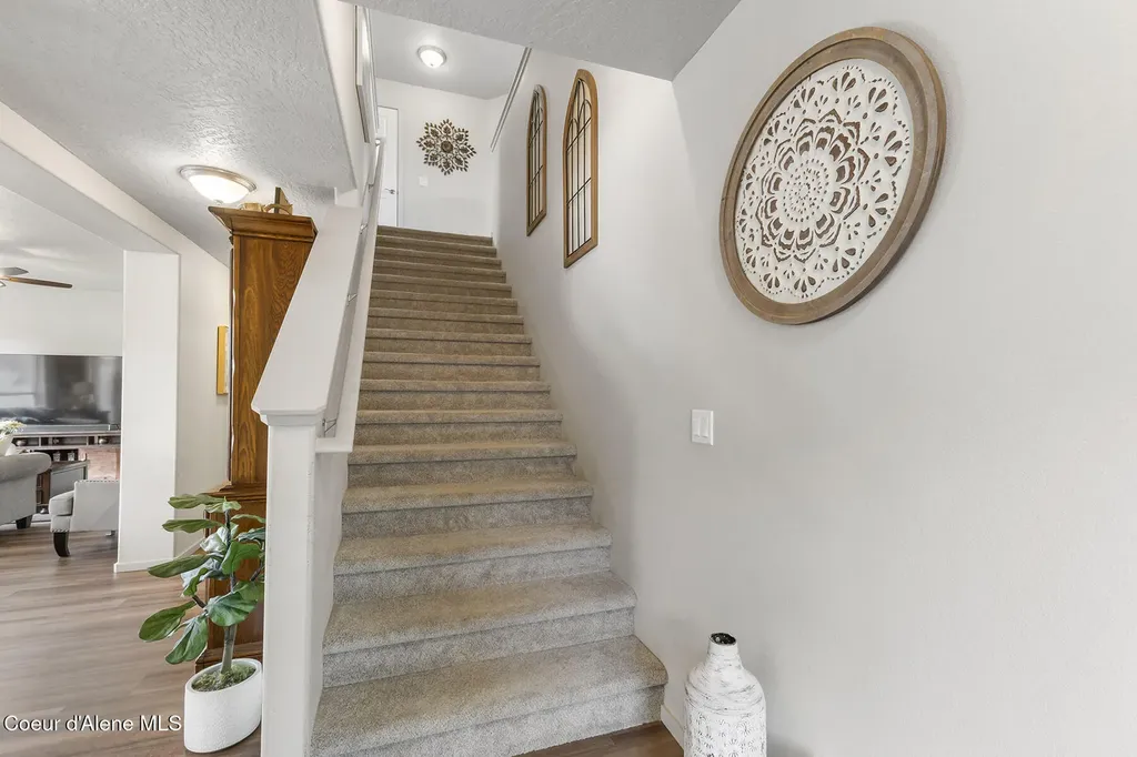984 E Allenby Avenue Post Falls ID 83854
