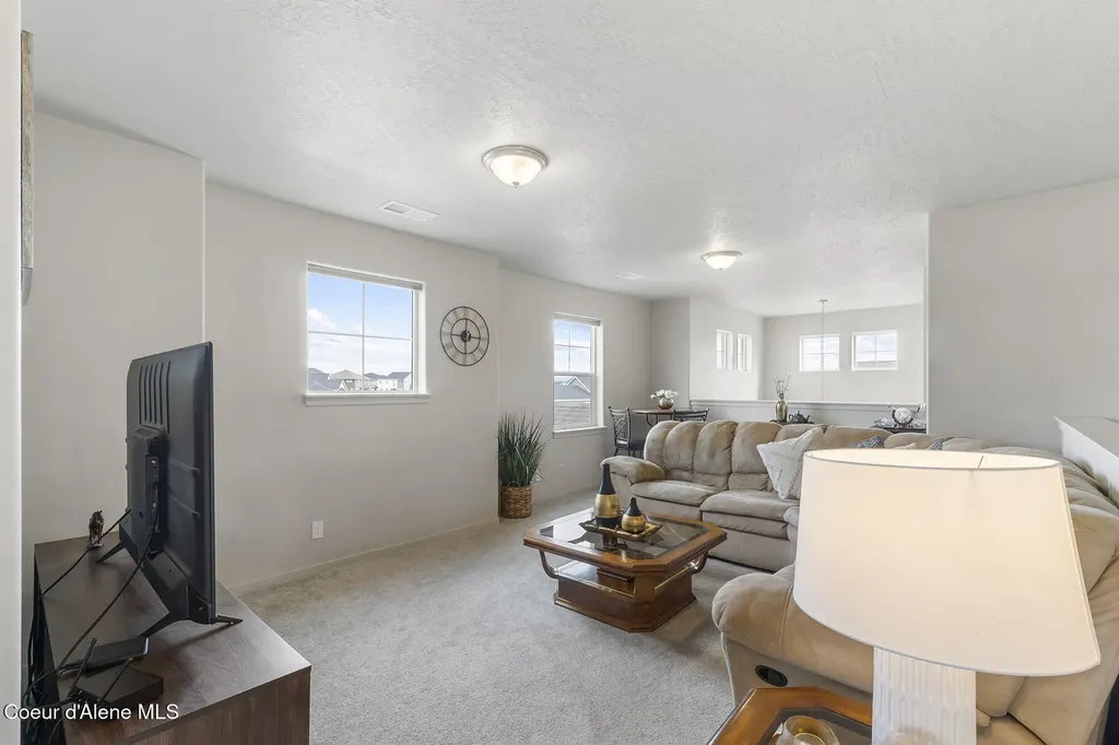 984 E Allenby Avenue Post Falls ID 83854