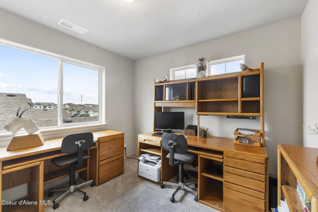 984 E Allenby Avenue Post Falls ID 83854