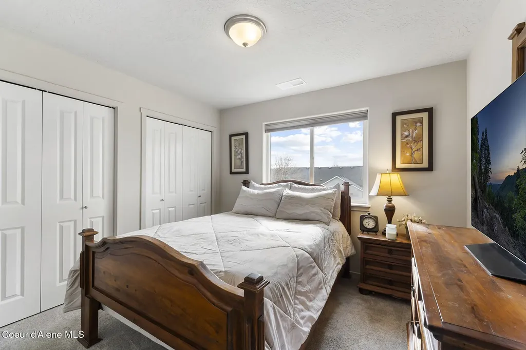 984 E Allenby Avenue Post Falls ID 83854