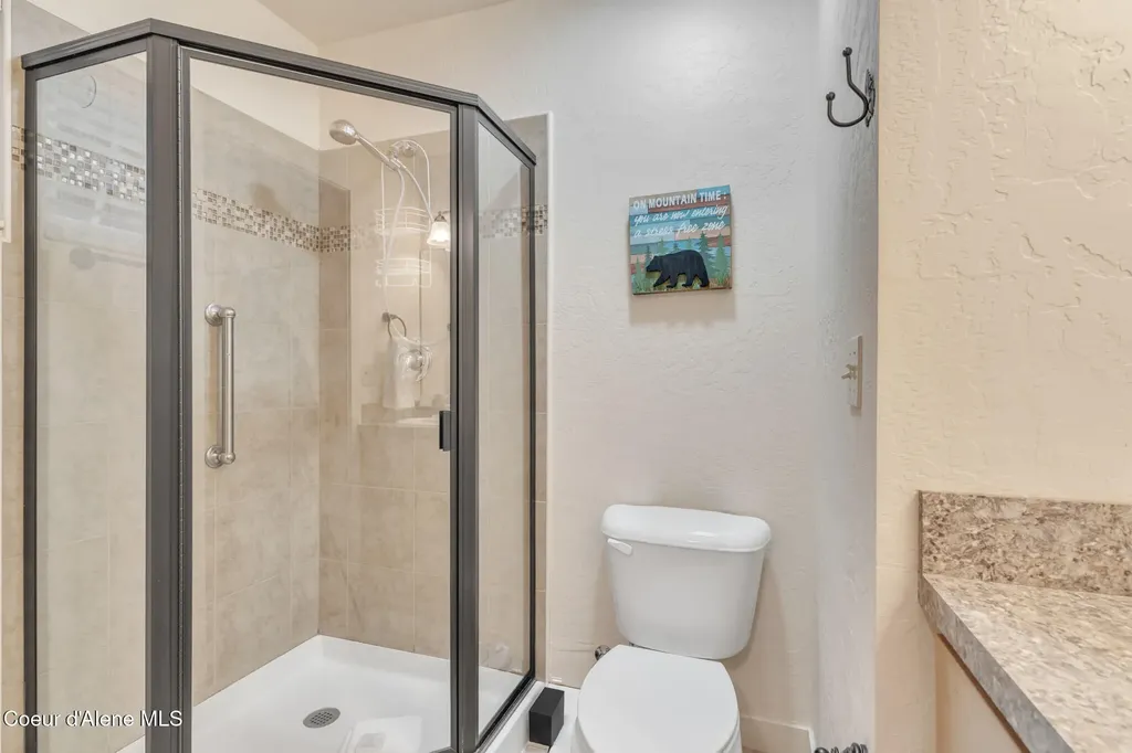 209 Pomrankey Lane Dover ID 83825
