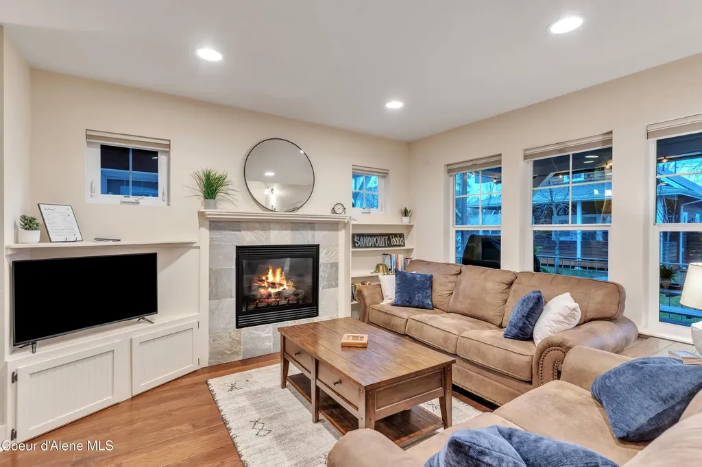 209 Pomrankey Lane Dover ID 83825