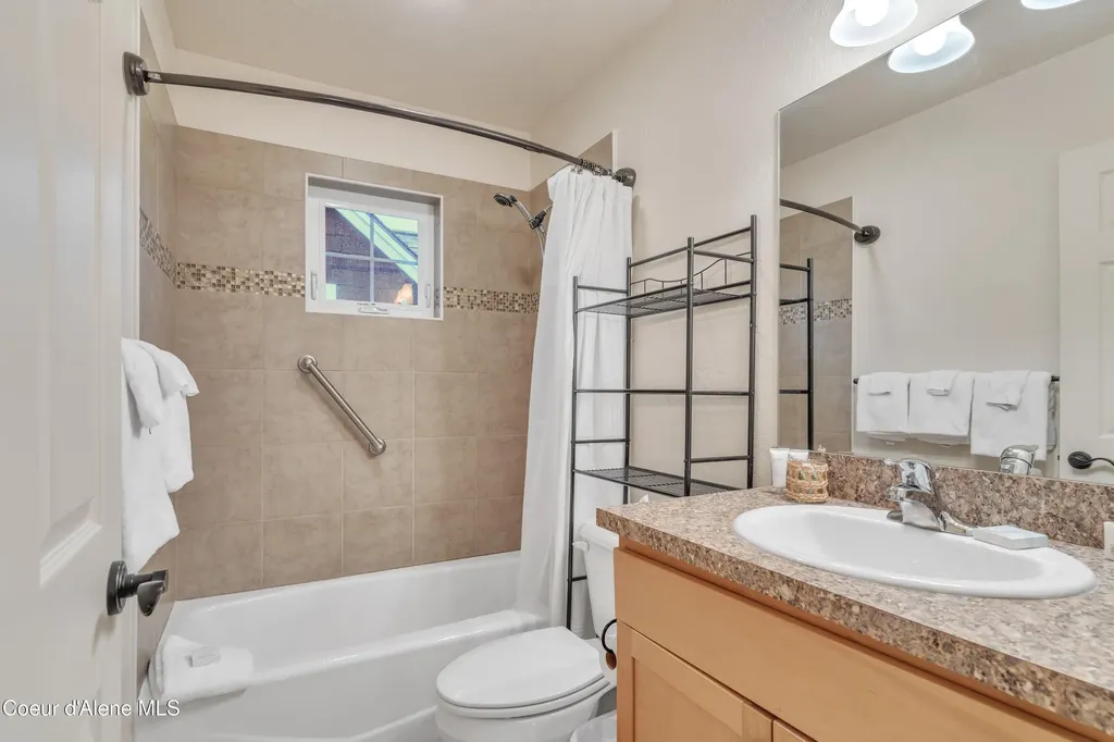 209 Pomrankey Lane Dover ID 83825
