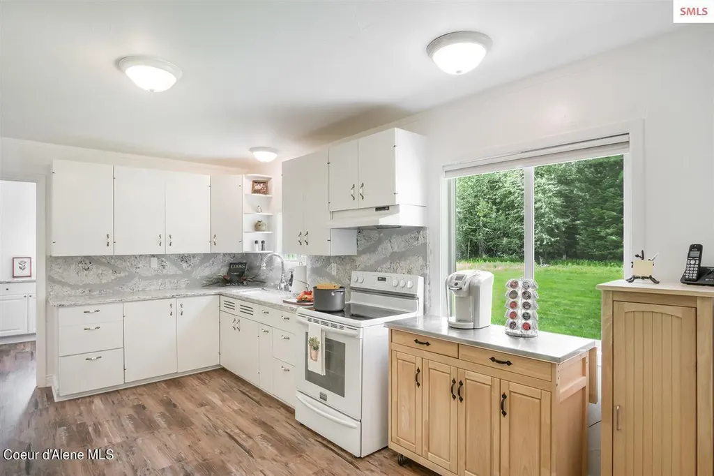566 Timberlane Road Bonners Ferry ID 83805