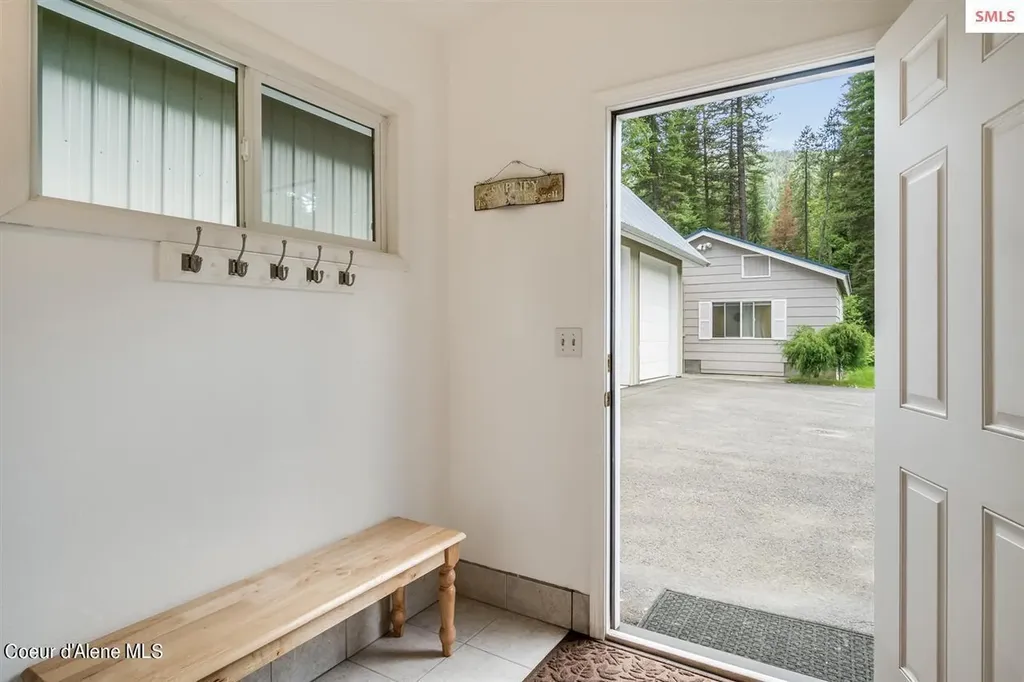 566 Timberlane Road Bonners Ferry ID 83805
