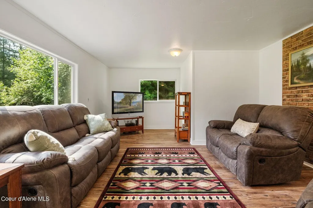 566 Timberlane Road Bonners Ferry ID 83805