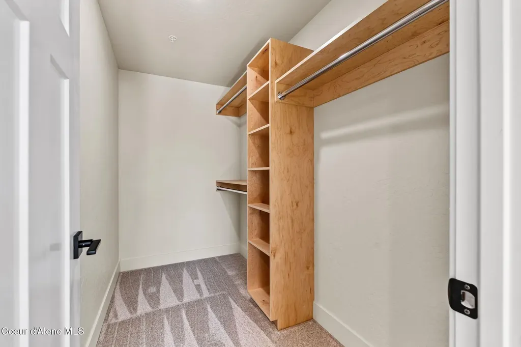 424 S Olive Avenue Sandpoint ID 83864