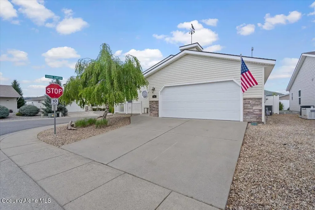 8759 W Zion Street Rathdrum ID 83858