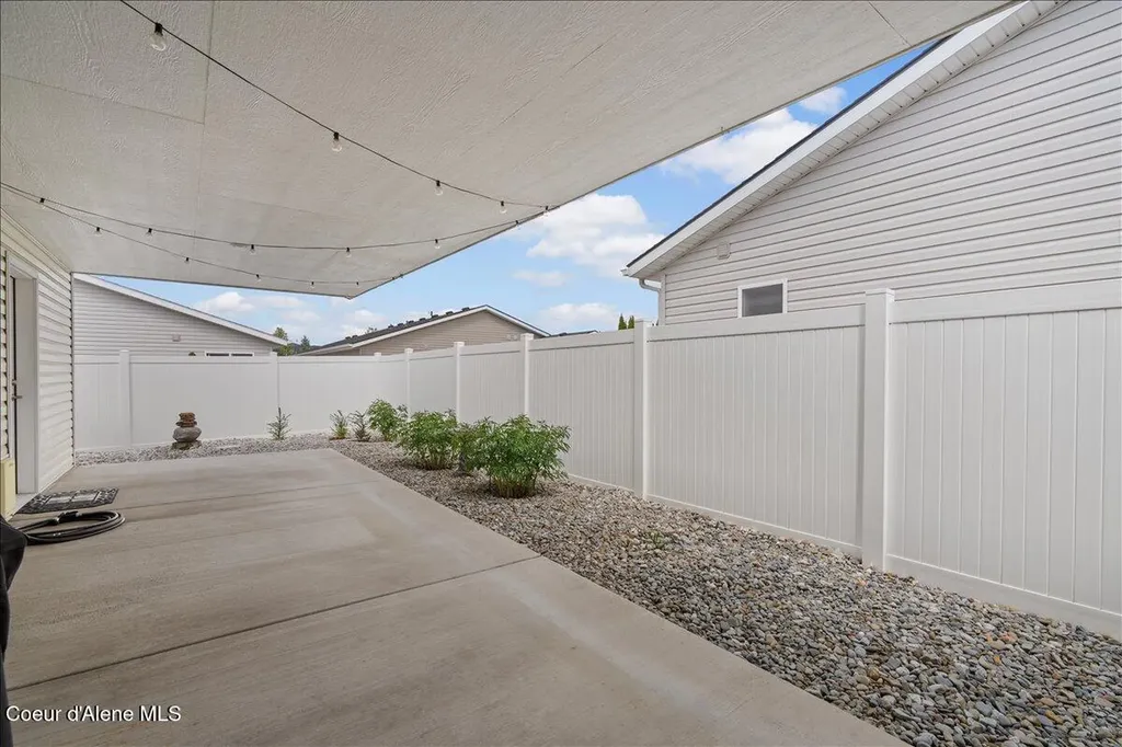 8759 W Zion Street Rathdrum ID 83858