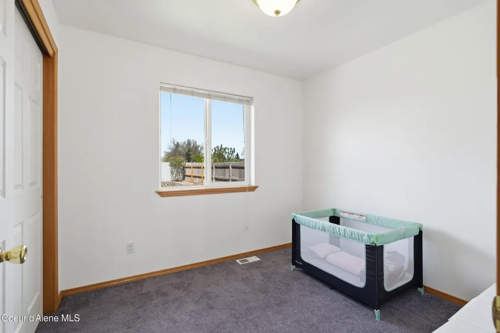 11672 N Stinson Loop Hayden ID 83835