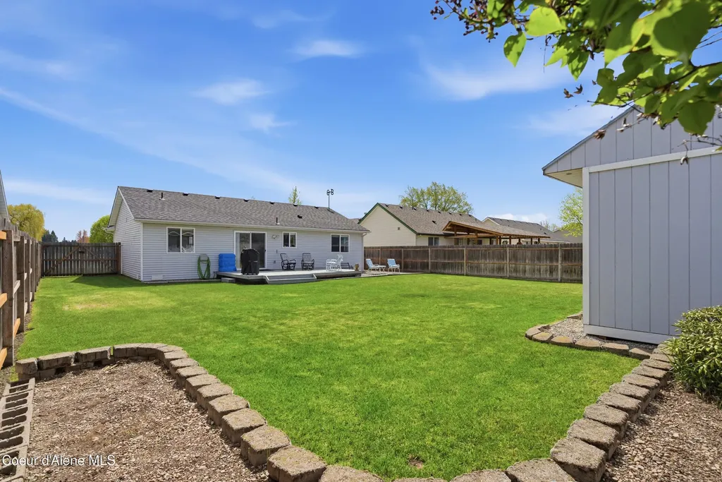11672 N Stinson Loop Hayden ID 83835