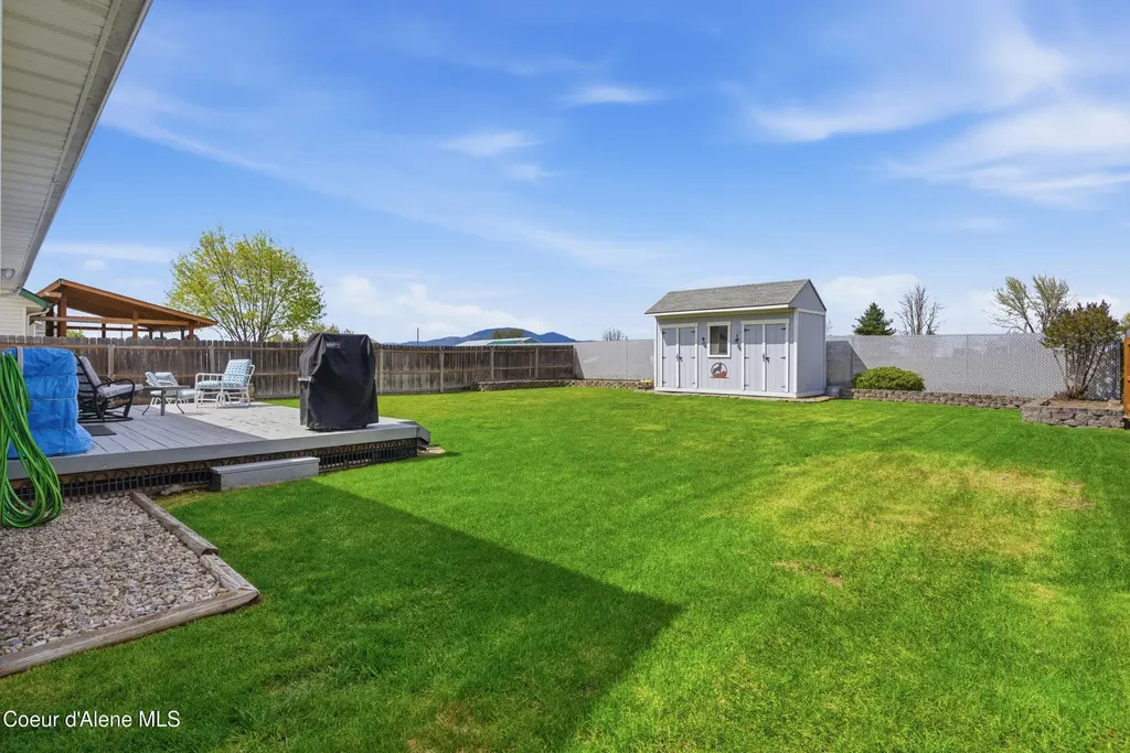 11672 N Stinson Loop Hayden ID 83835