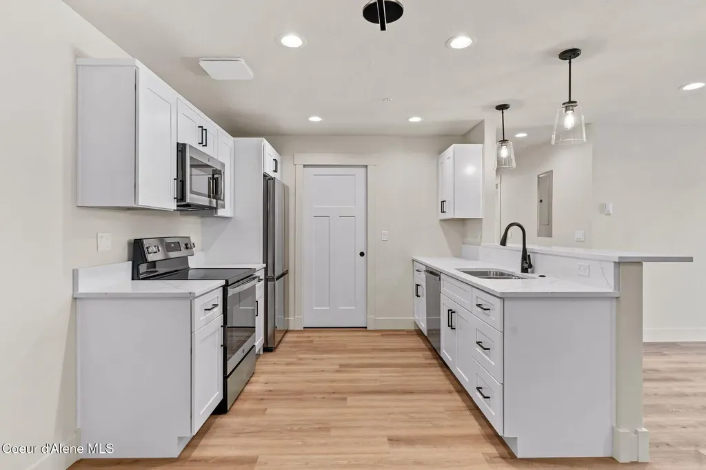 424 S Olive Avenue Sandpoint ID 83864