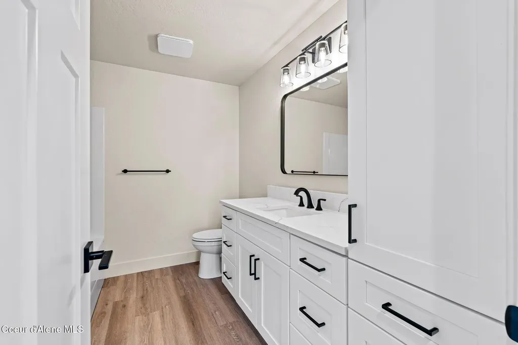 424 S Olive Avenue Sandpoint ID 83864