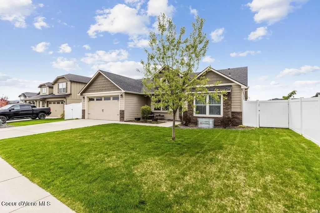 6521 W Irish Circle Rathdrum ID 83858