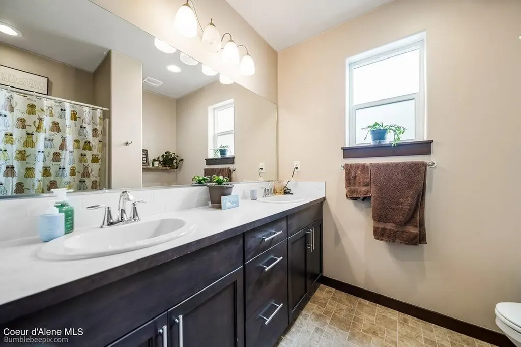 6521 W Irish Circle Rathdrum ID 83858