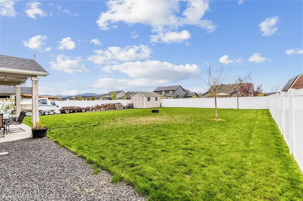 6521 W Irish Circle Rathdrum ID 83858