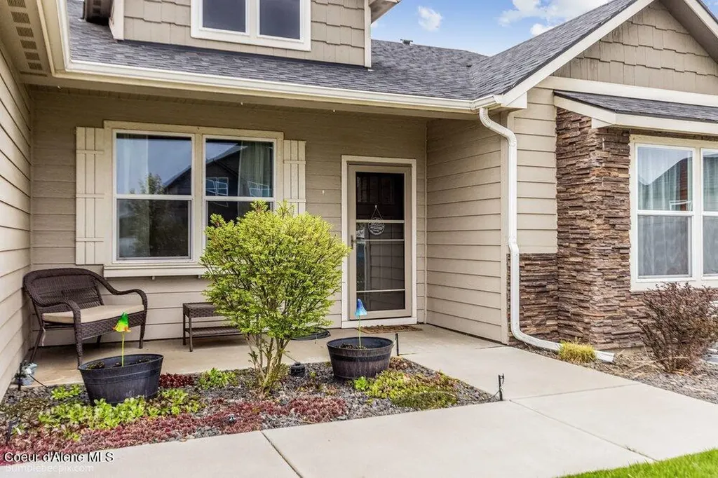 6521 W Irish Circle Rathdrum ID 83858