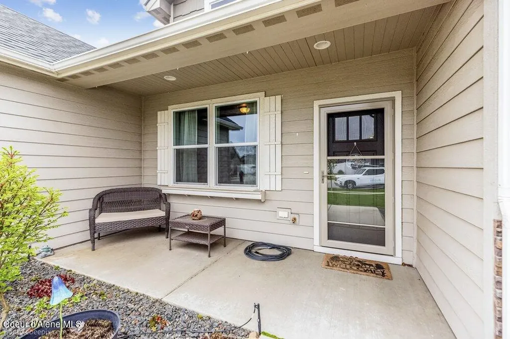 6521 W Irish Circle Rathdrum ID 83858