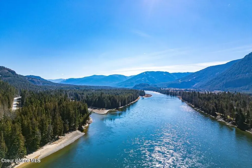 Nka Frontage Road Clark Fork ID 83811